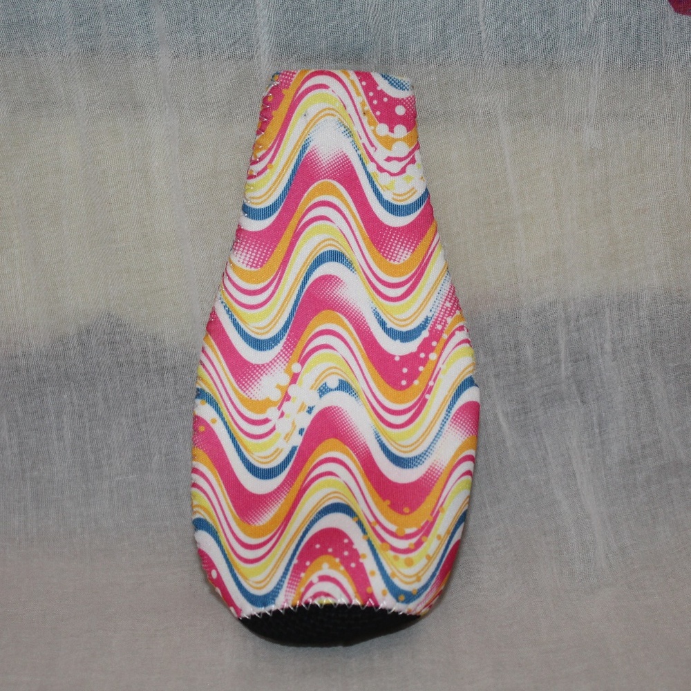 WATER BOTTLE/ BEER BOTTLE KOOZIE